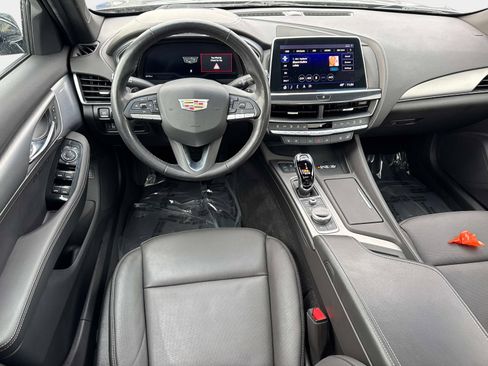 Used 2022 Cadillac CT5 Premium Luxury image 2