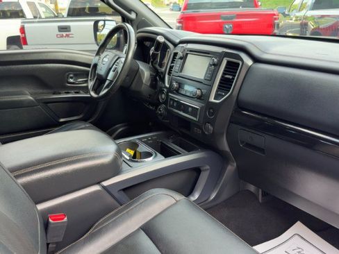 Used 2019 Nissan Titan SL w/ Midnight Edition AWD/4WD image 16