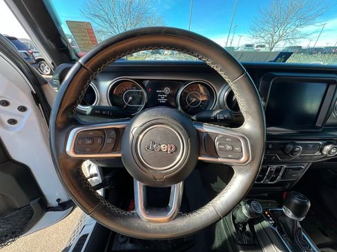 Used 2020 Jeep Wrangler Unlimited Sahara image 38