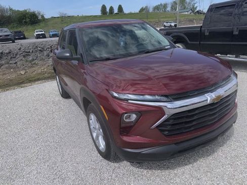 Used 2024 Chevrolet TrailBlazer LS w/ LS Convenience Package image 5