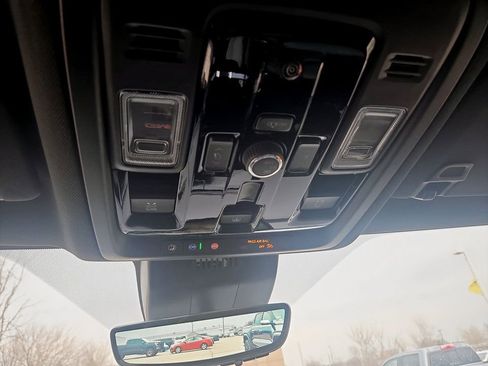 New 2026 GMC Yukon AT4 w/ AT4 Premium Plus Package AWD/4WD image 21