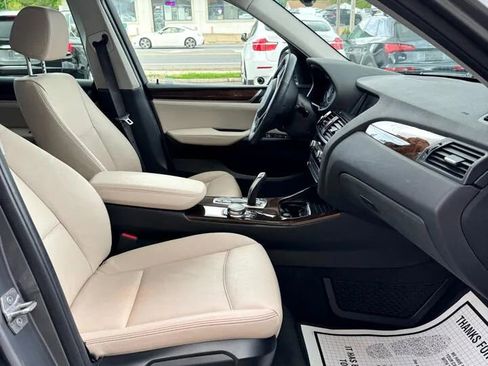Used 2017 BMW X3 xDrive28i image 11