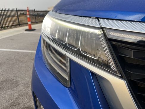 Used 2021 Kia Seltos SX w/ SX Sunroof Package image 15