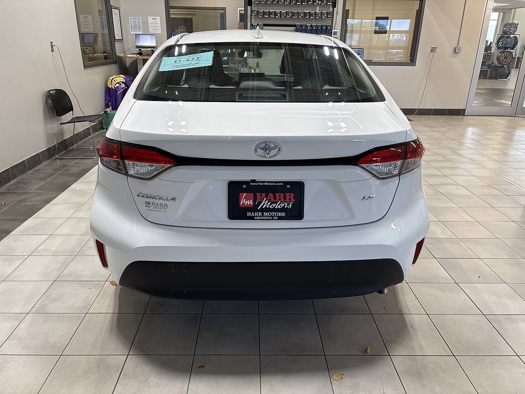 New 2027 Toyota Corolla LE FWD image 3