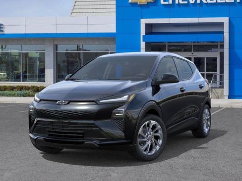 New 2027 Chevrolet Bolt LT FWD image 6