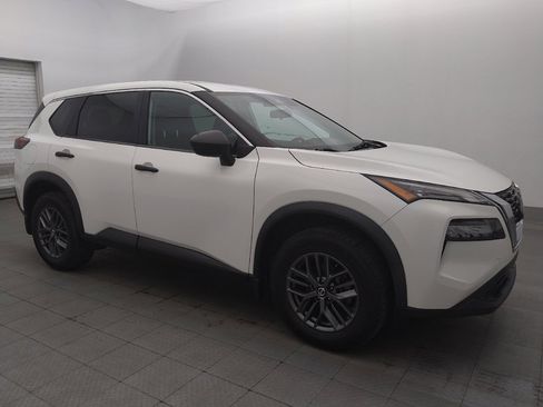 Used 2021 Nissan Rogue S FWD image 11