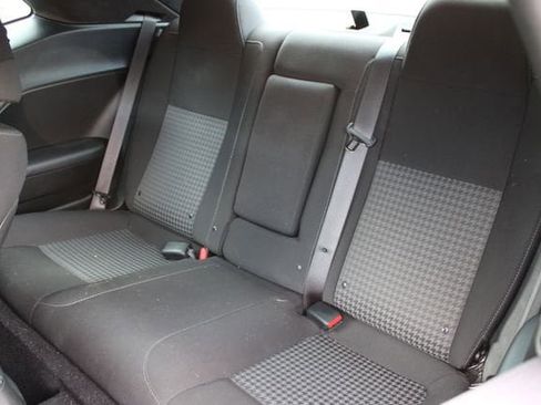 Used 2023 Dodge Challenger R/T w/ T/A Package image 5