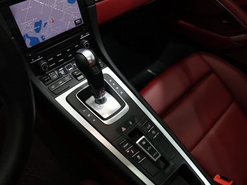 Used 2019 Porsche 911 Carrera 4S AWD/4WD image 31