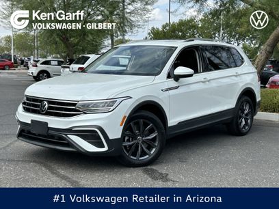Used 2023 Volkswagen Tiguan SE