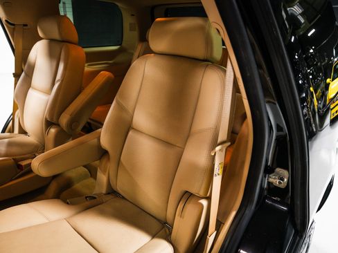 Used 2007 Cadillac Escalade AWD image 29