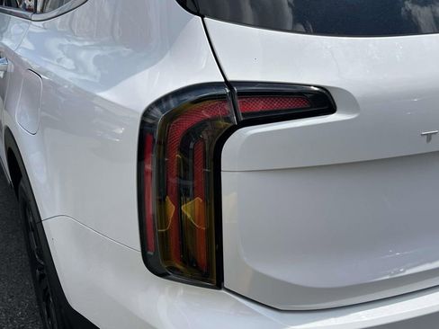 Used 2023 Kia Telluride SX AWD/4WD image 11