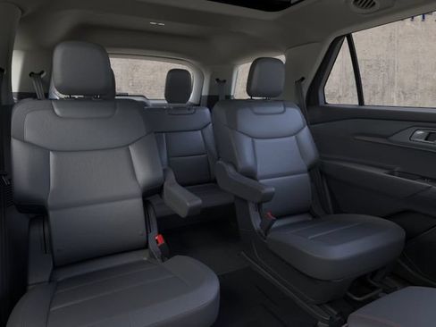 New 2026 Ford Explorer Active w/ Active Comfort Package AWD/4WD image 13