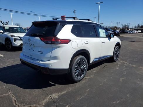 New 2026 Nissan Rogue Platinum w/ Platinum Premium Package image 7