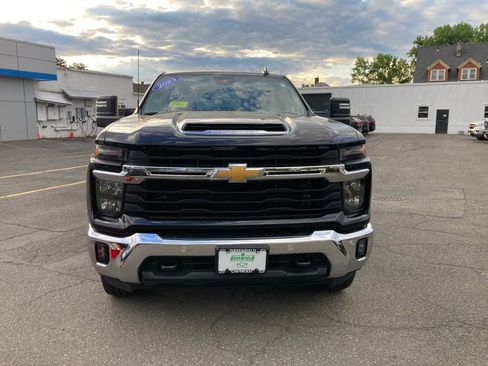 Used 2025 Chevrolet Silverado 3500 LT w/ Safety Package AWD/4WD image 18