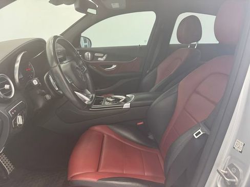 Used 2017 Mercedes-Benz GLC 300 4MATIC Coupe image 16