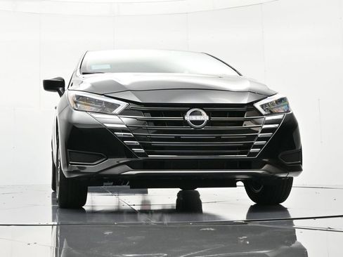 New 2025 Nissan Versa SV w/ Trunk Package FWD image 36