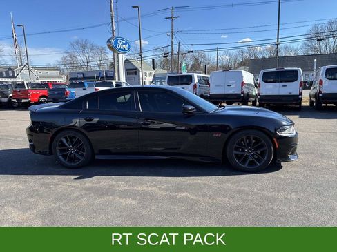 Used 2019 Dodge Charger Scat Pack image 8