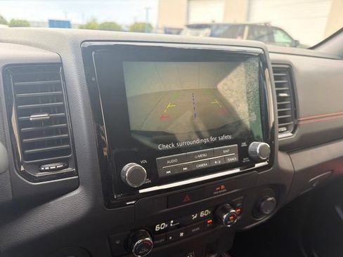 Used 2022 Nissan Frontier Pro-X RWD image 23