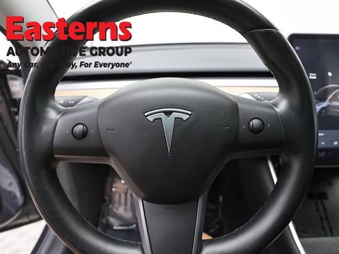 Used 2019 Tesla Model 3 Long Range RWD image 10