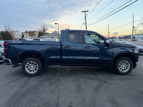 Used 2020 Chevrolet Silverado 1500 LT w/ LT Value Package image 8