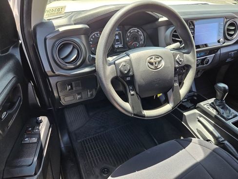 Used 2022 Toyota Tacoma SR RWD image 13