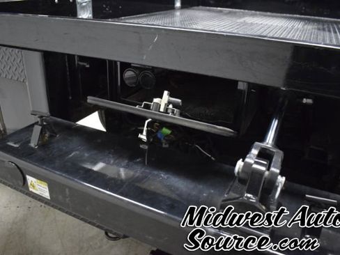 Used 2024 Ford F350 XLT image 41