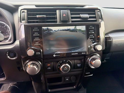 Used 2023 Toyota 4Runner TRD Off-Road Premium w/ Moonroof Package AWD/4WD image 28