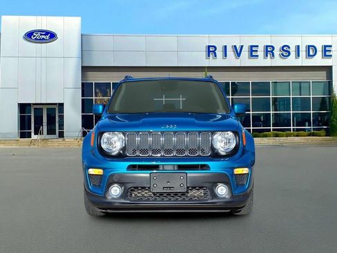 Used 2021 Jeep Renegade Latitude FWD image 2