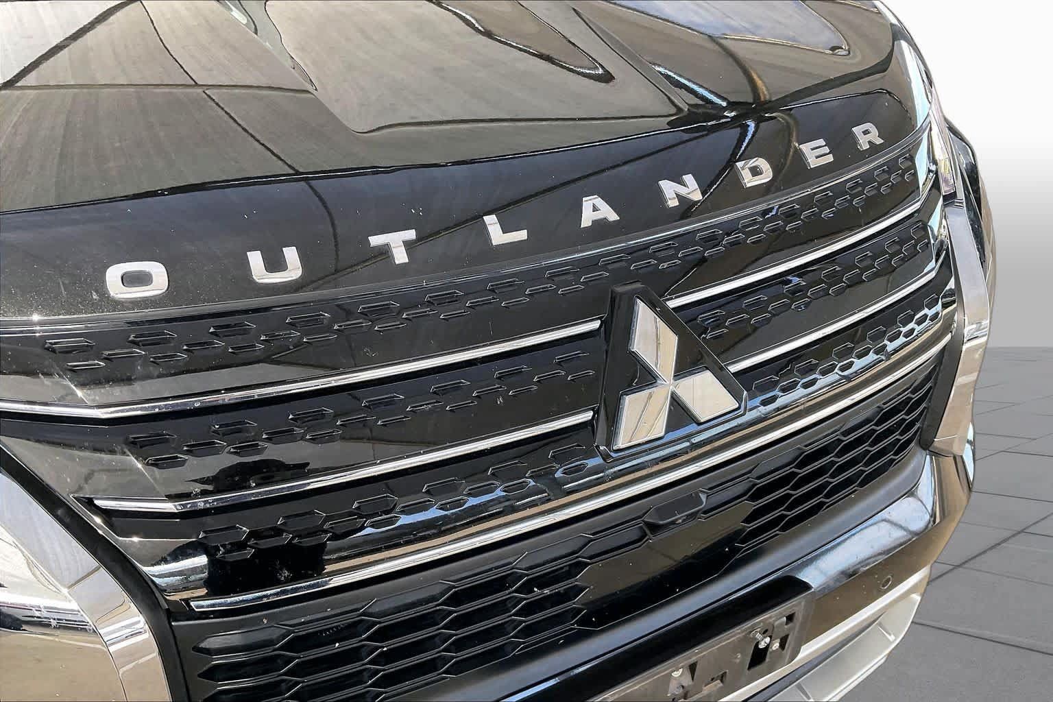 Used 2022 Mitsubishi Outlander SE FWD image 30