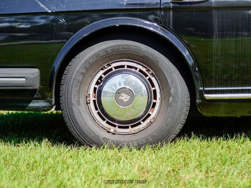 Used 1991 Rolls-Royce Silver Spur II image 40