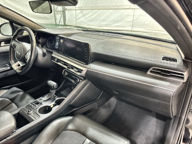 Used 2022 Kia K5 GT-Line FWD image 28
