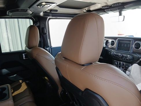 Used 2020 Jeep Gladiator Rubicon image 33