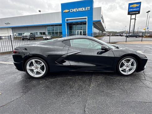 Used 2021 Chevrolet Corvette Stingray Coupe w/ 1LT image 5