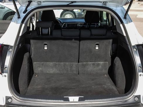 Used 2021 Honda HR-V EX image 32