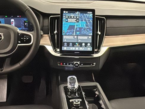 New 2026 Volvo XC90 T8 Plus image 11