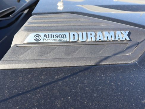 Used 2024 Chevrolet Silverado 2500 High Country w/ High Country Premium Package image 13