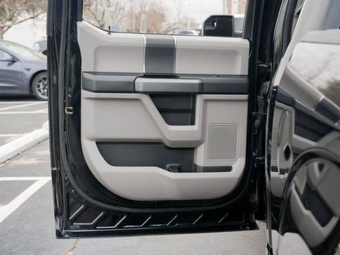 Used 2017 Ford F150 XLT image 36