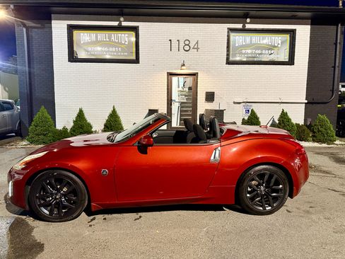 Used 2016 Nissan 370Z Roadster image 20