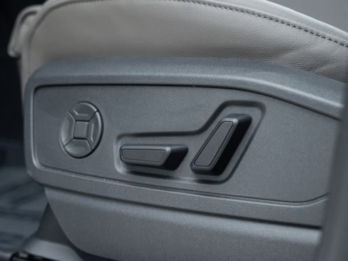 New 2025 Audi Q5 Premium Plus image 21