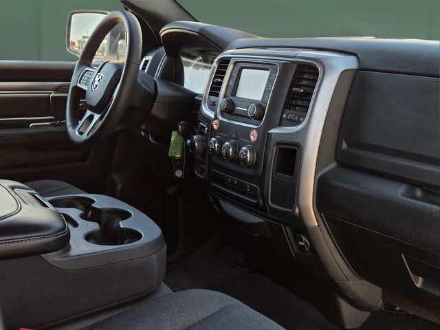 Used 2024 RAM 1500 Warlock AWD/4WD image 30