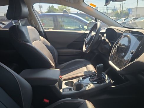 Used 2024 Subaru Crosstrek 2.5i Limited w/ Crosstrek Mirror Package AWD/4WD image 7