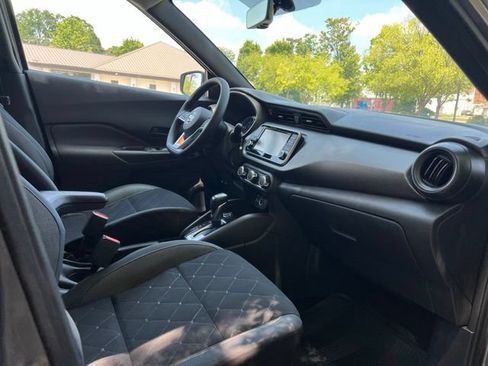 Used 2020 Nissan Kicks S w/ Interior Electronics Package FWD image 21