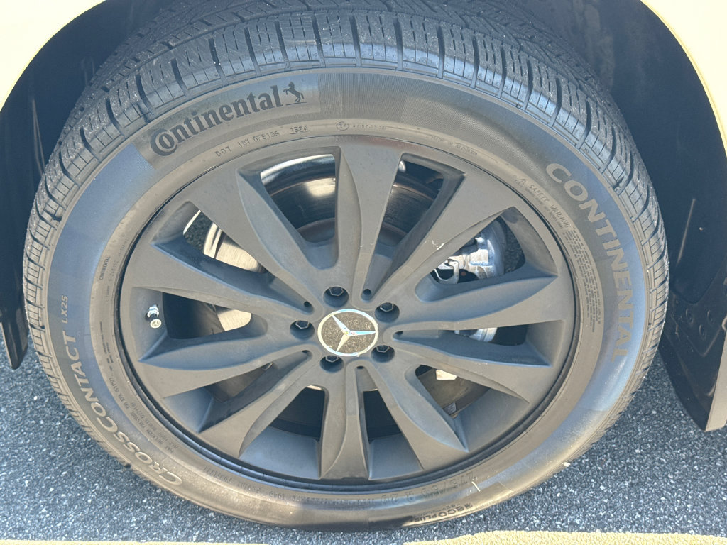 Used 2015 Mercedes-Benz GL 450 4MATIC image 11