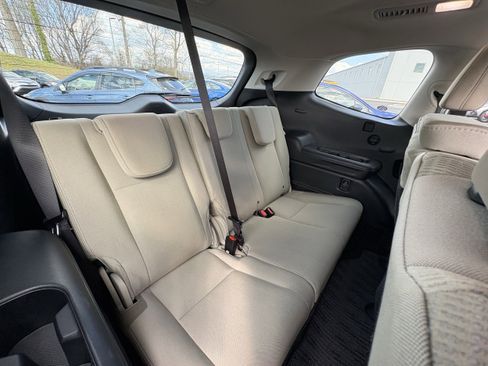 Certified 2025 Subaru Ascent Premium AWD/4WD image 30