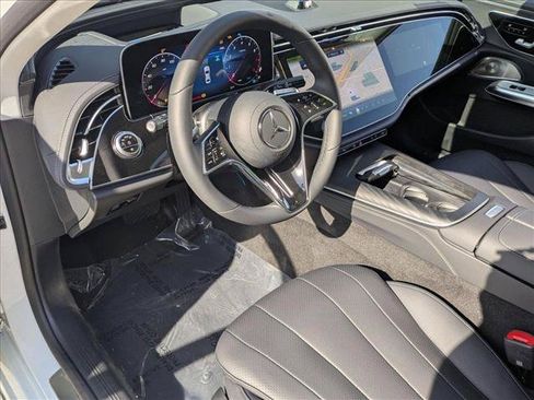 New 2025 Mercedes-Benz E 350 Sedan image 3