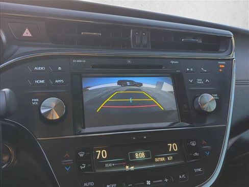 Used 2016 Toyota Avalon Limited FWD image 17
