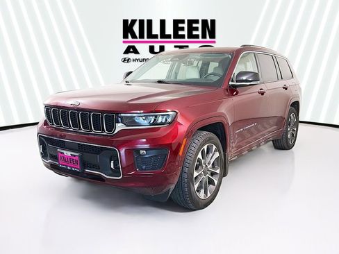 Used 2022 Jeep Grand Cherokee L Overland w/ Luxury Tech Group IV AWD/4WD image 3