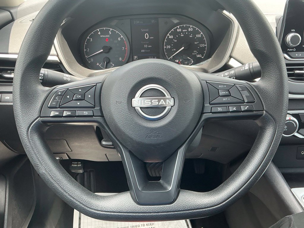Used 2024 Nissan Altima 2.5 S FWD image 39