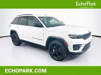 Used 2023 Jeep Grand Cherokee Altitude AWD/4WD video 1
