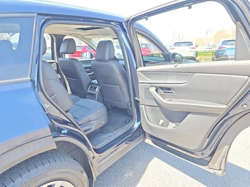 Used 2024 MAZDA CX-90 3.3 Turbo w/ Preferred Package AWD/4WD image 26